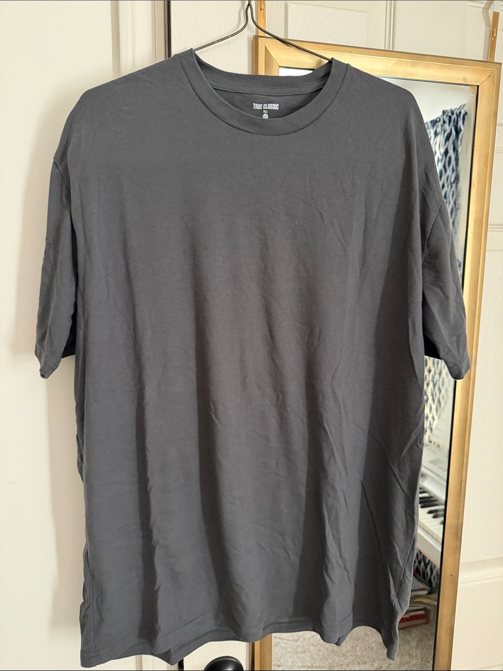 Men's Crewneck T-Shirt in Charcoal Gray